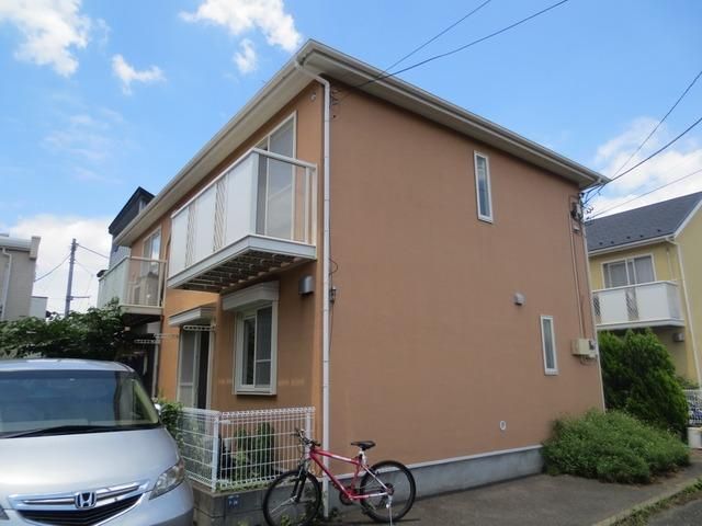 建物外観　★駐車場1台付きテラスハウス★