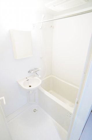 バス・シャワールーム　風呂