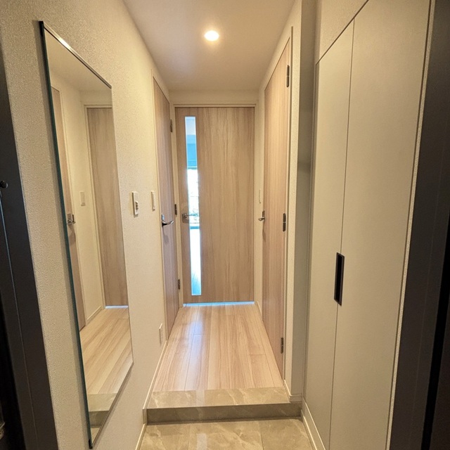 玄関　※写真は同タイプ住戸です。
