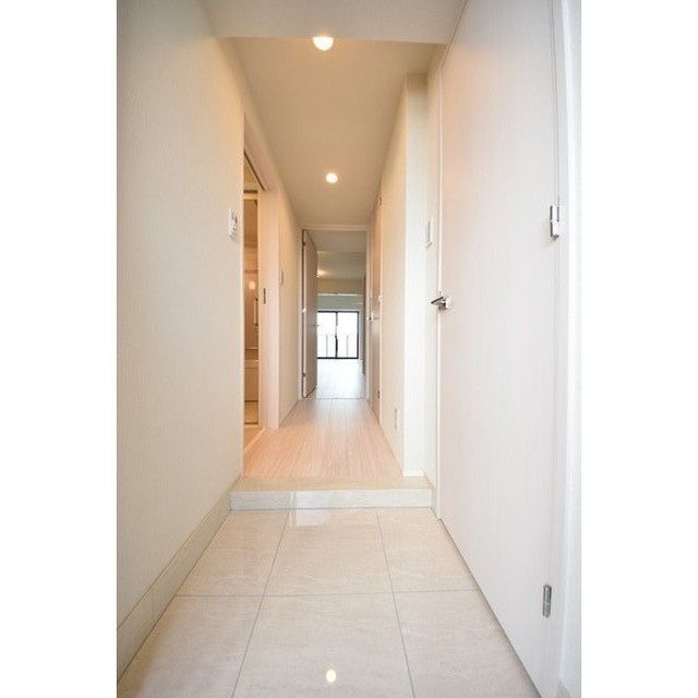 玄関　☆シューズボックス付き玄関スペース☆