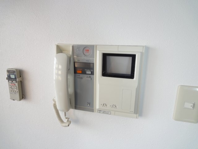 セキュリティ　同物件別号室のものです。