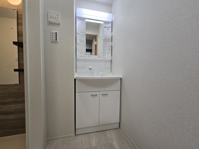 洗面設備　ディアレイシャス名古屋中村公園II