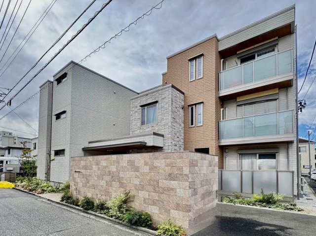 建物外観　落ち着いた雰囲気の外観です