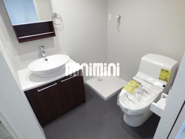 洗面設備　オシャレな独立洗面台