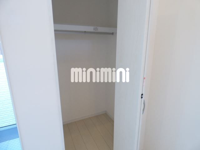 収納　奥行きのあるクローゼット