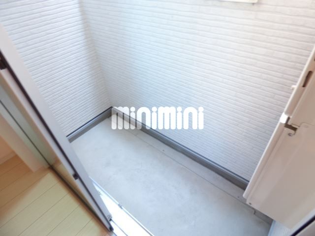 バルコニー　駅近く便利な環境