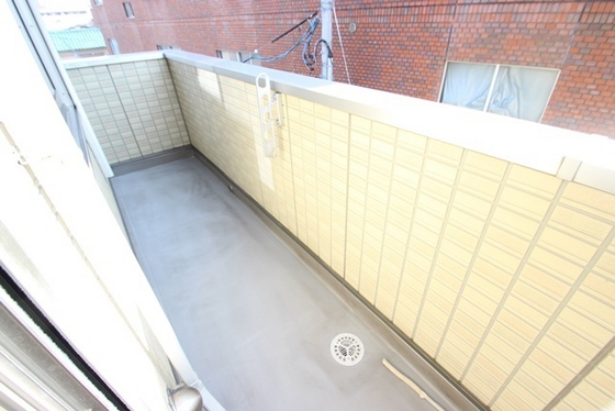 バルコニー　※別部屋の写真です