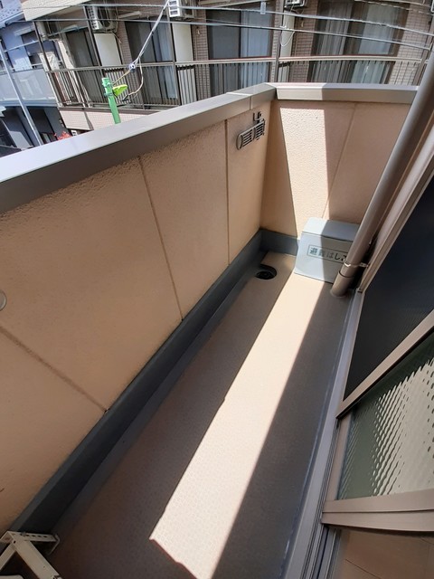バルコニー　エアコン