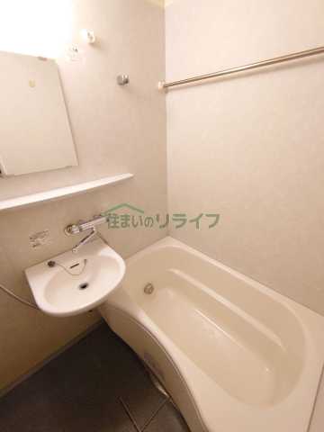 バス・シャワールーム　別部屋参考写真