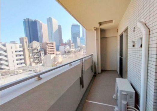 バルコニー　バルコニーがあります