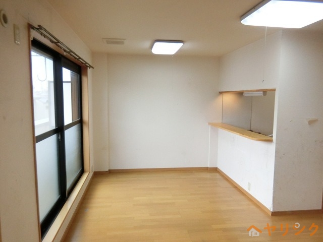 居室・リビング　リビング