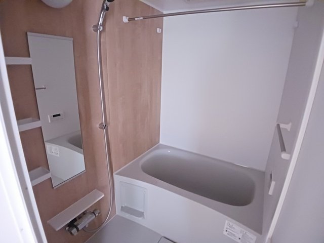 バス・シャワールーム　ゆったり過ごせるお風呂です