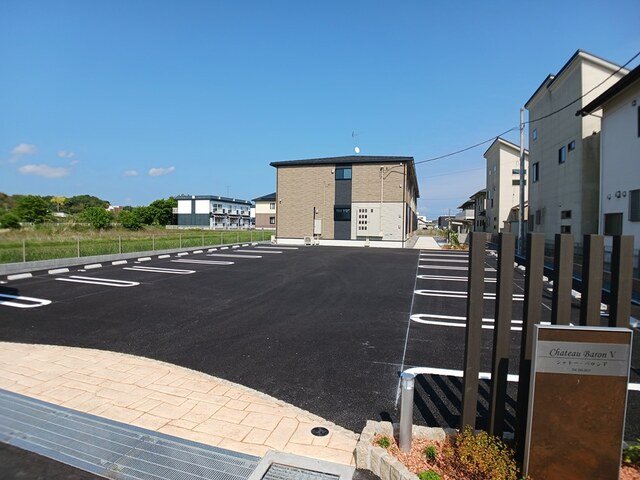 駐車場　駐車場に車を止められます