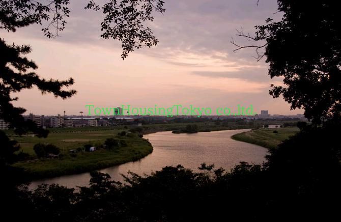 公園　多摩川玉川公園（公園）まで460m