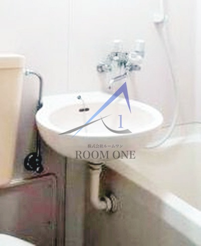 洗面設備　洗面台です。