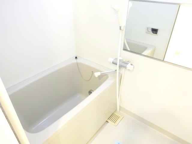 バス・シャワールーム　別室参考写真