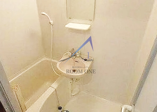 バス・シャワールーム　お風呂です。