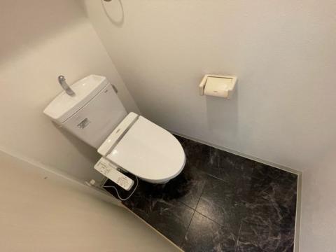 トイレ　シャワー付トイレ