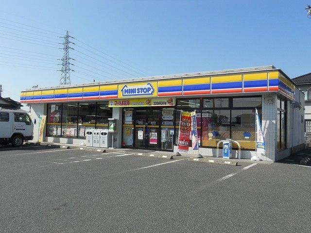 コンビニ　ミニストップ市原白塚店（コンビニ）まで750m