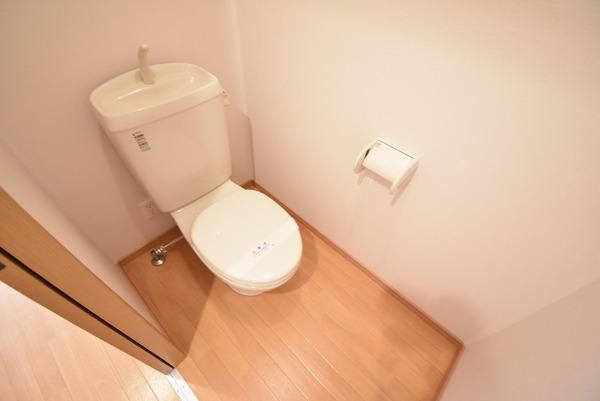 トイレ　同物件別室