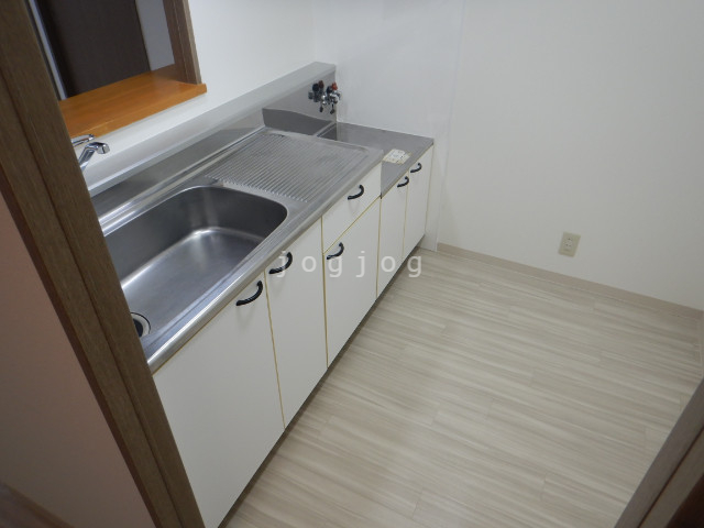 キッチン　キッチンです。