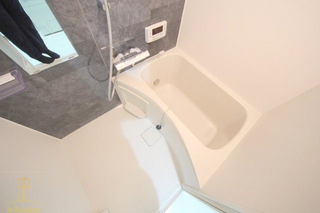 バス・シャワールーム　Blue西長堀