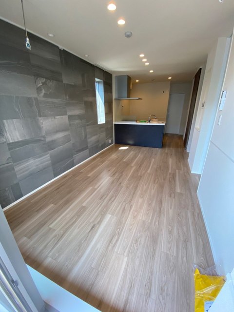 居室・リビング　LDK12.6帖　明るい南向き