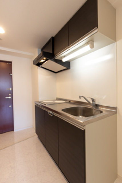 キッチン　※写真は同タイプ住戸です。