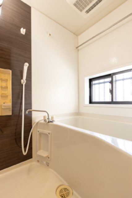 バス・シャワールーム　※写真は同タイプ住戸です。