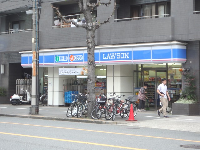 コンビニ　ローソン 上本町三丁目店（コンビニ）まで377m