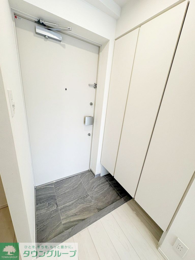 玄関　※別号室参考写真