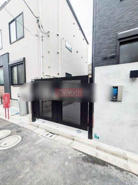 エントランス　エントランス