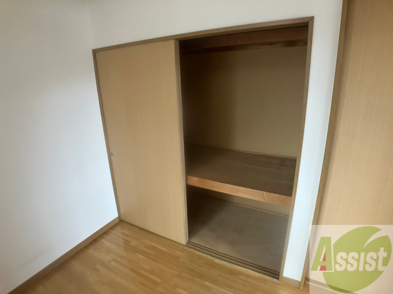 収納　こちらは収納です。物をしまう事ができますね！