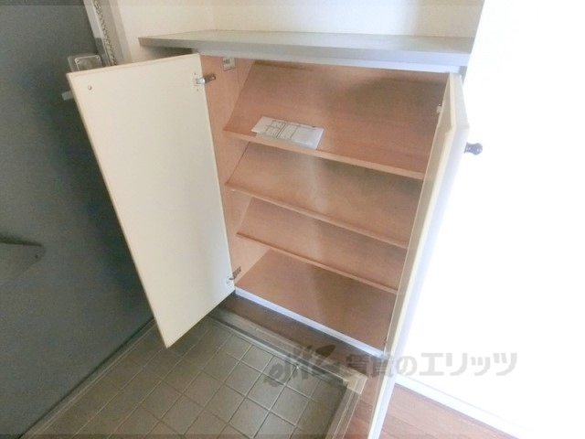 収納　下駄箱