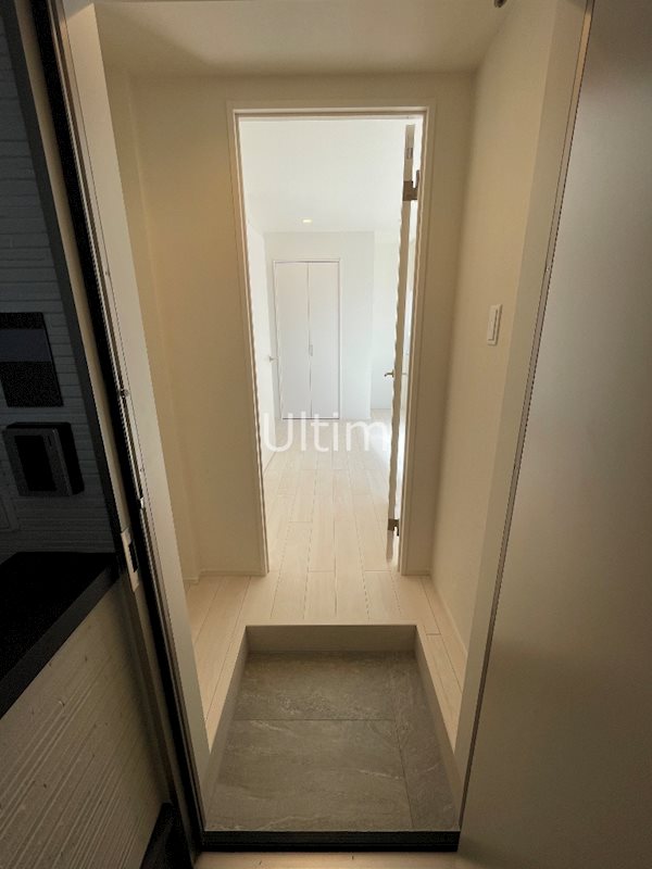 玄関　同じ間取りで、ご参考まで