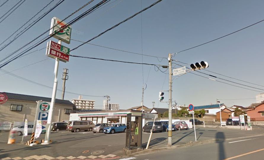 コンビニ　セブンイレブン 八幡穴生1丁目店（コンビニ）まで229m