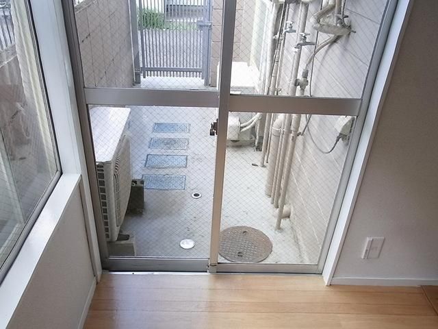 バルコニー　★洗濯機置場室外★