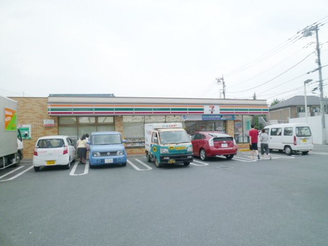 コンビニ　セブンイレブン（コンビニ）まで500m