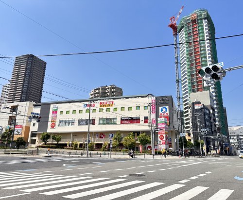 ショッピングセンター　ヴィータモモヤマ（ショッピングセンター）まで449m