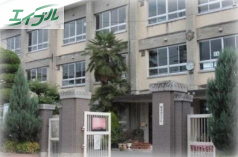 小学校　岡山市立鹿田小学校（小学校）まで779m