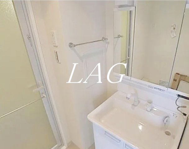 洗面設備　洗面台です。