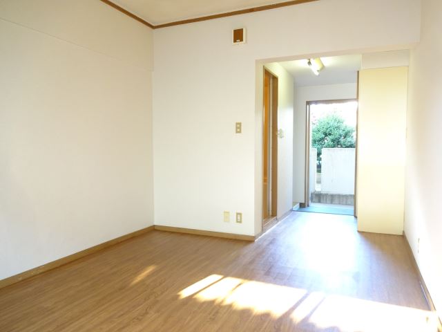 居室・リビング　洋室