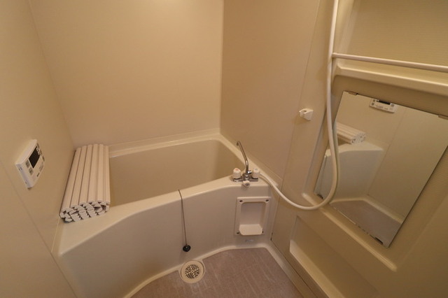 バス・シャワールーム　浴室