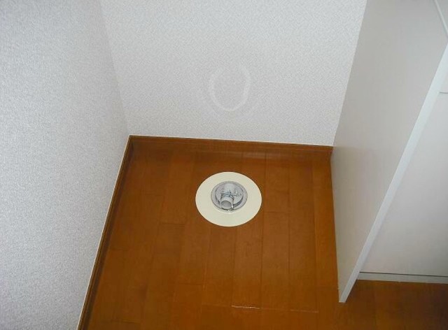 その他設備　室内洗濯機置き場付き