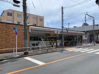 コンビニ　セブンイレブン 武蔵境1丁目店（コンビニ）まで120m