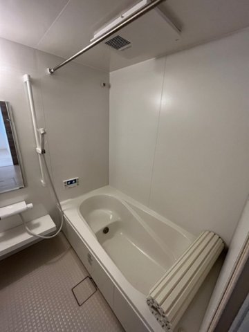 バス・シャワールーム　換気暖房乾燥機付き浴室