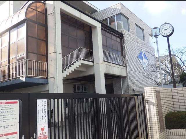 高校・高専　川島学園福岡舞鶴高等学校（高校・高専）まで544m