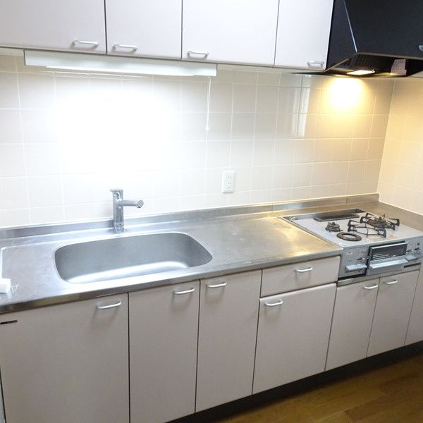 キッチン　☆調理も捗るシステムキッチン☆