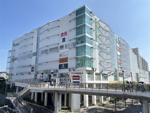 ショッピングセンター　ノースポートモール（ショッピングセンター）まで613m