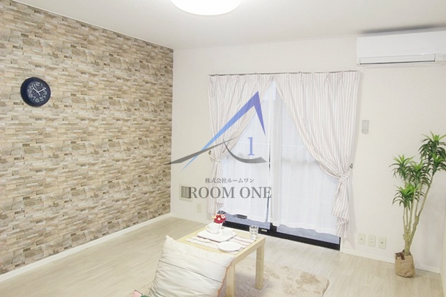 居室・リビング　洋室のお部屋です。（家具・小物はイメージです）